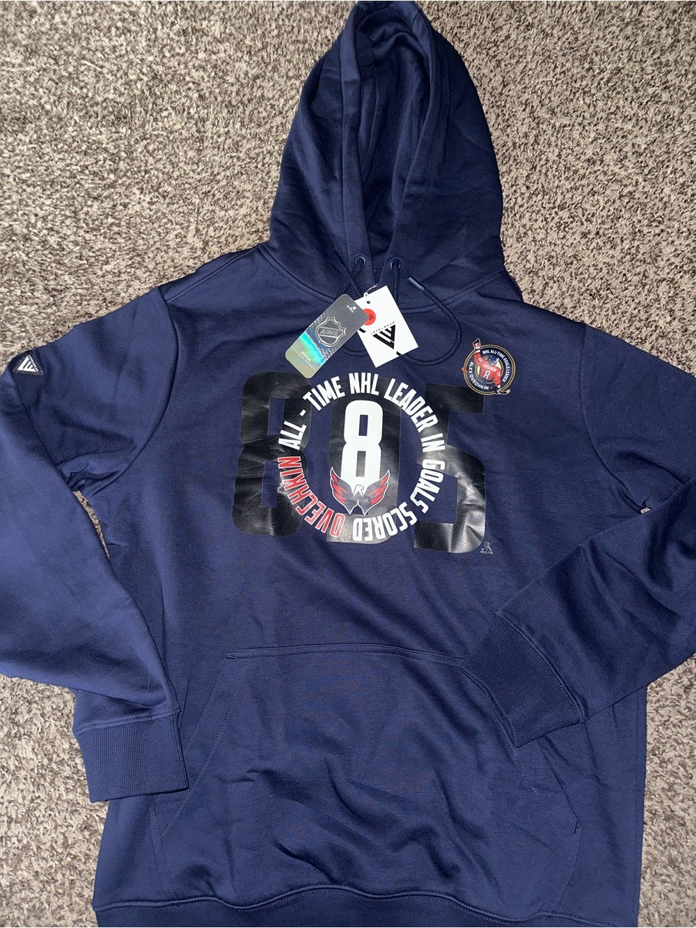 NHL Men's Navy Pullover Hoodie with Front Graphic ALEXANDER OVECHKIN - Picture 3 of 3